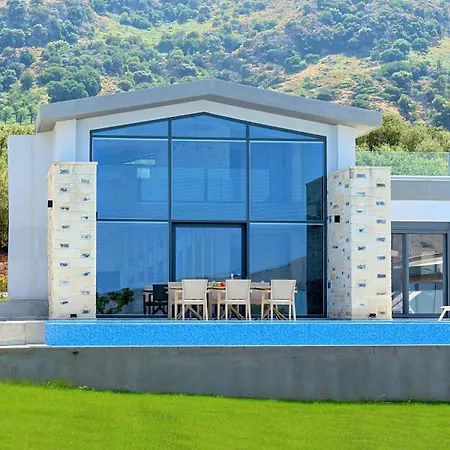 Fuer 15 Personen In Chania, Kreta West Kreta *